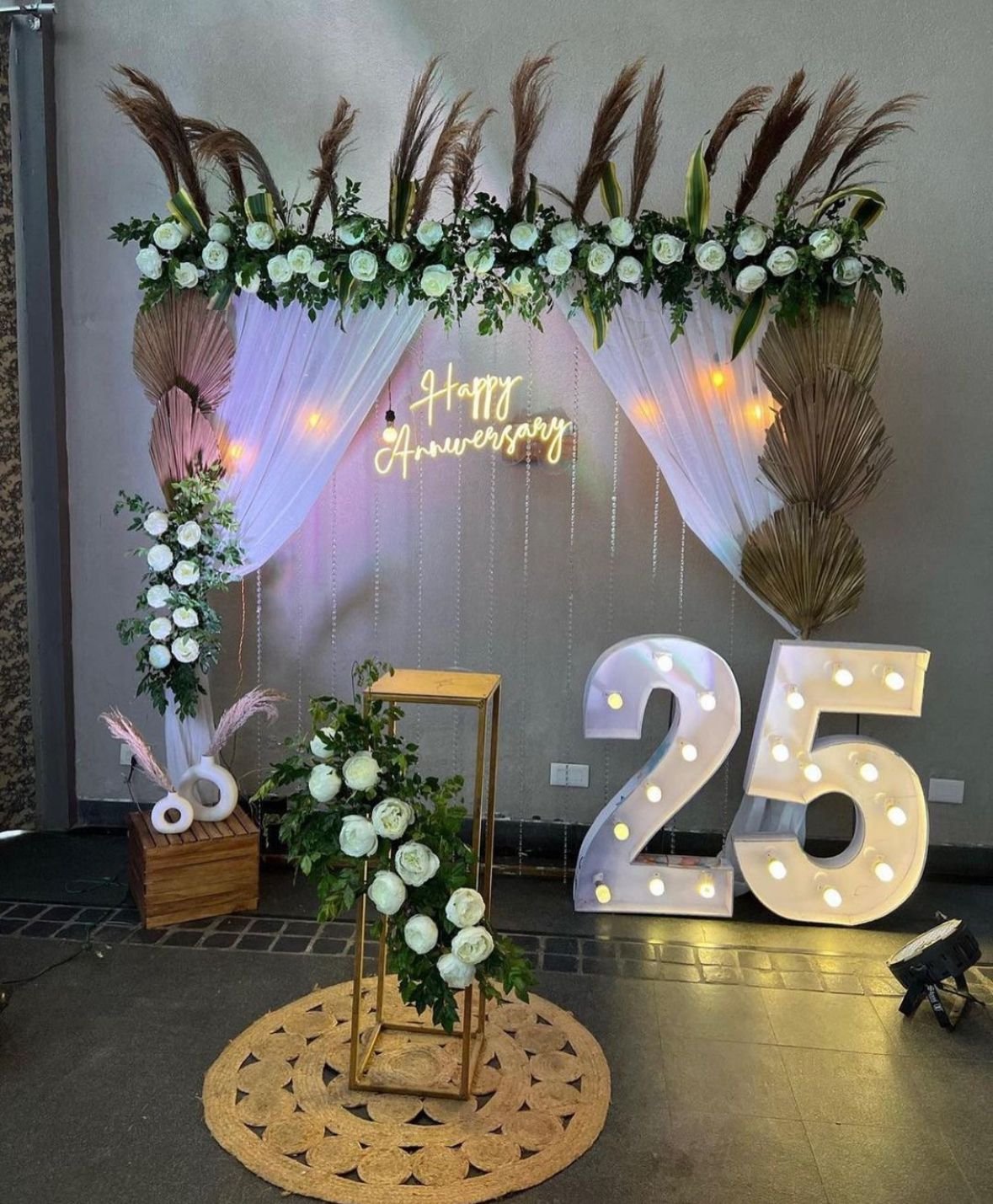 Anniversary Decoration